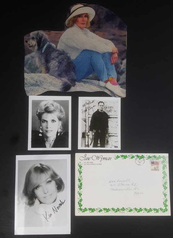 JANE WYMAN, KIM NOVAK, MERIDITH BAXTER BERNEY, FRED: lot contains 4 autographs from 4x5 to 5x7 see photo