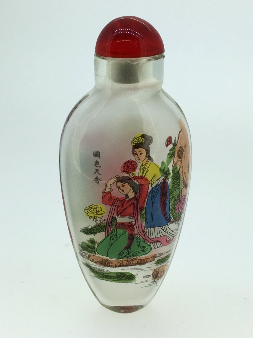 REVERSE PAINTED SIGNED GLASS SNUFF BOTTLE RED TOP: 3.5" tall x 1.5" wide