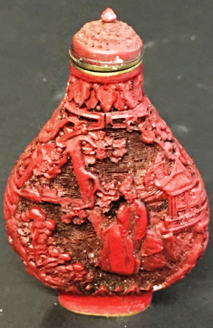 RED CINNABAR SNUFF BOTTLE 4 MARK ON BOTTOM (1 of 2)