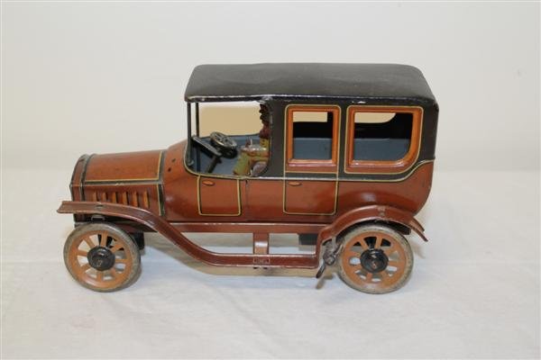 1915 Bing German Toy Wind-up Tin Limousine: In very good original condition. 7" long with original driver