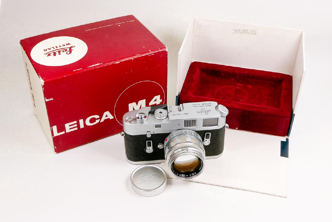 Leica M4 Nr. 1211741 with 50mm Summilux f1,4 Chrome Nr. (1 of 19)