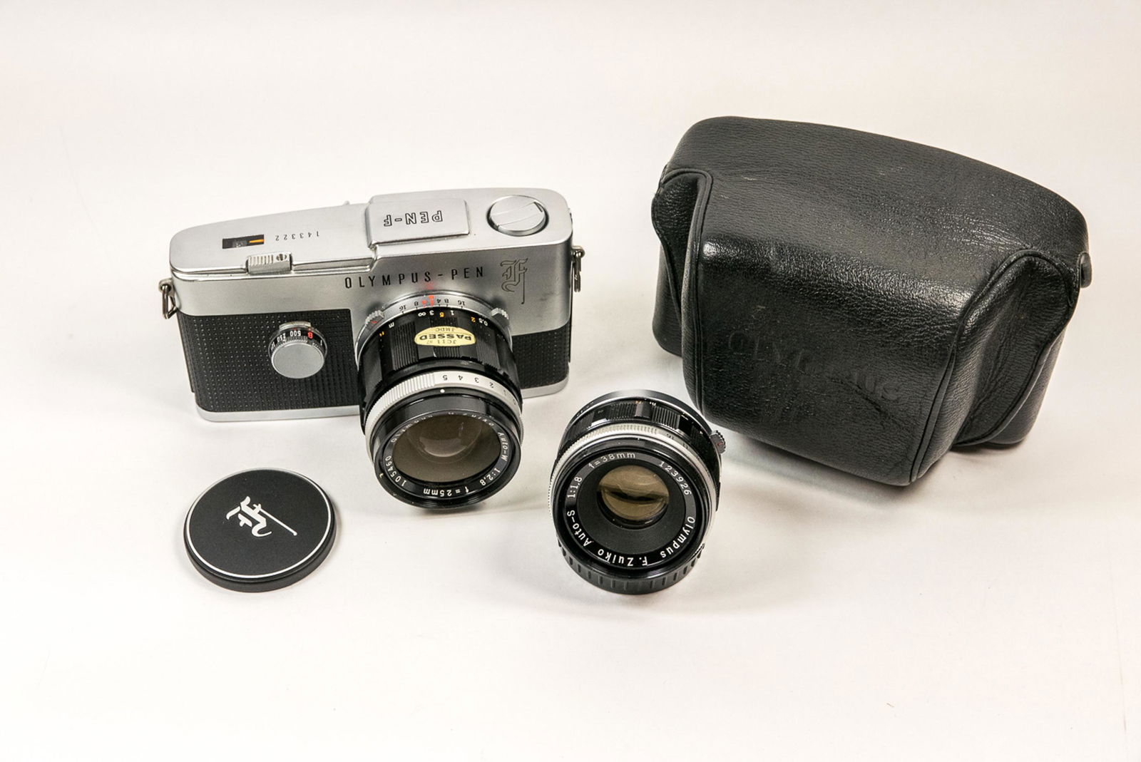 Olympus Pen-F camera with 25mm G. Zuiko Auto-W f2,8 and (1 of 20)