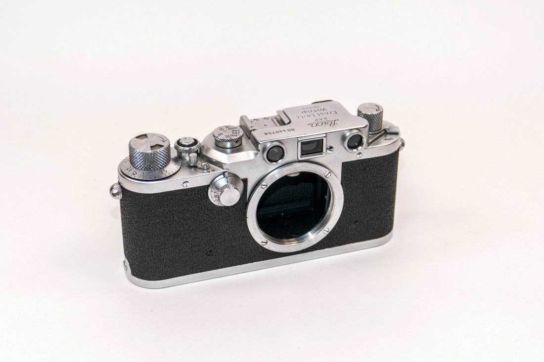 Leica IIIc "Sharkskin" (1 of 12)