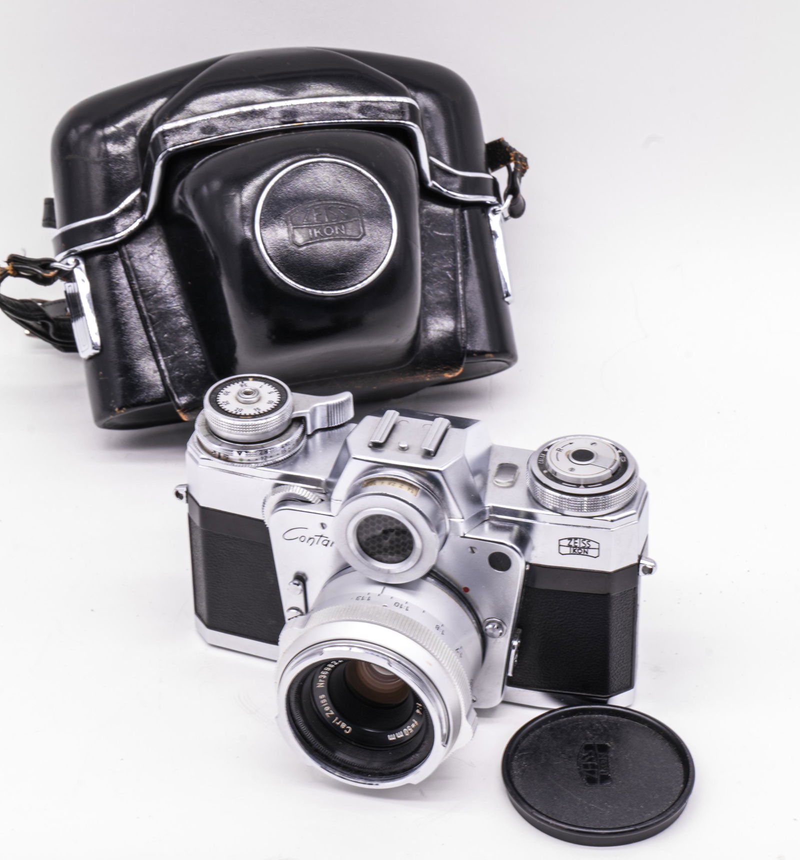 Zeiss Contarex Bullseye with Zeiss 50mm S-Planar f4 (1 of 17)