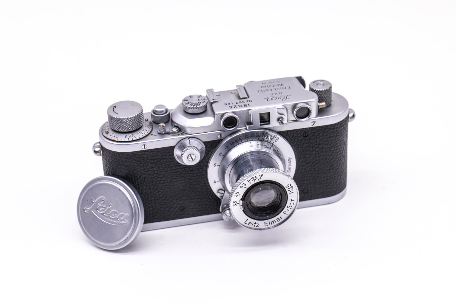 Leica 72 18x24 Half-Frame with 50mm Elmar f3,5 (1 of 20)
