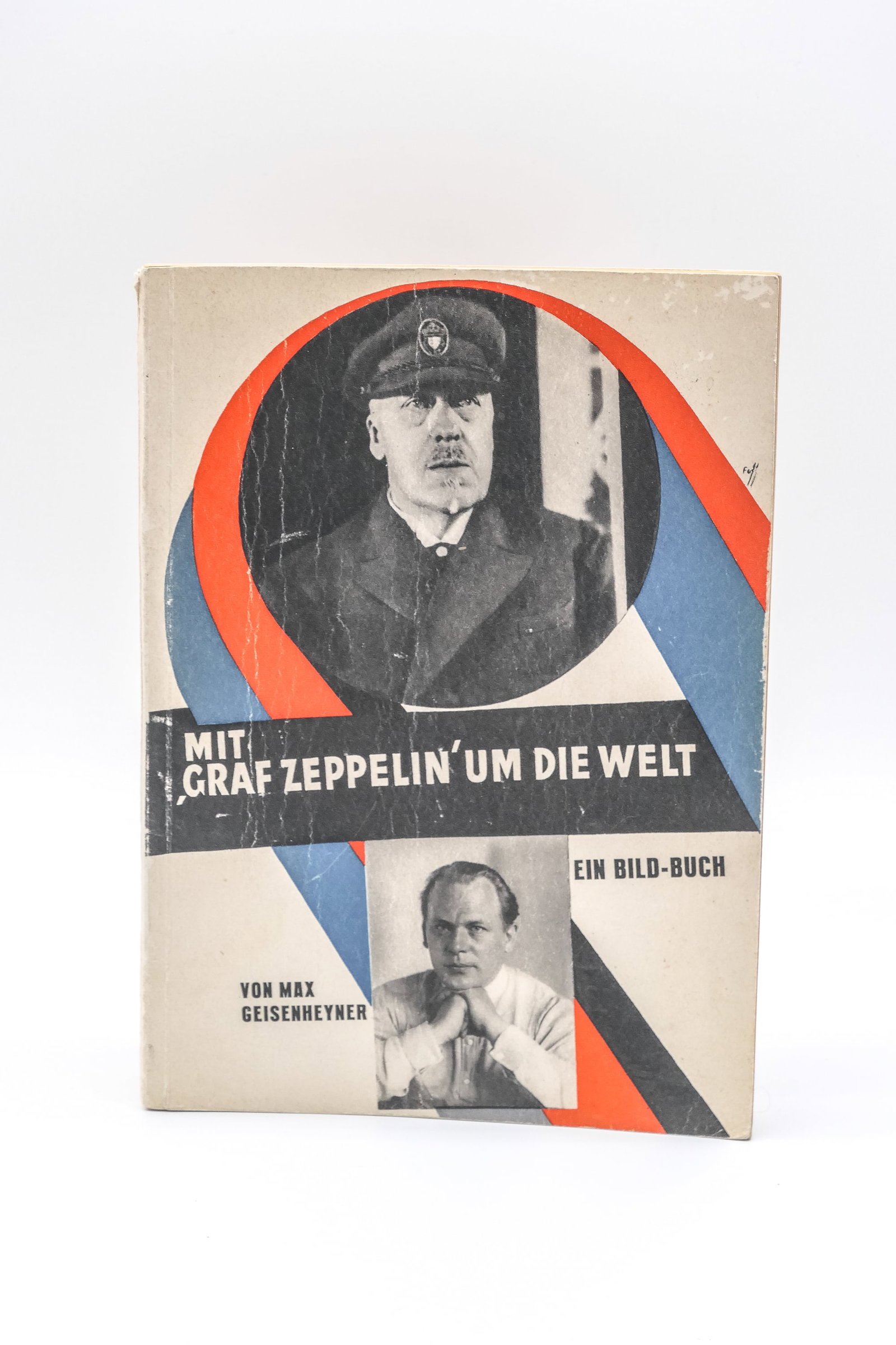 "Mit Graf Zeppelin' Um Die Welt" (1 of 7)