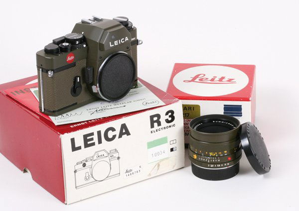 Leica R3 Safari Nr. 1468703 with 50mm Summicron-R: Leica R3 Safari Nr. 1468703 with 50mm Summicron-R f2 Nr. 2889904.