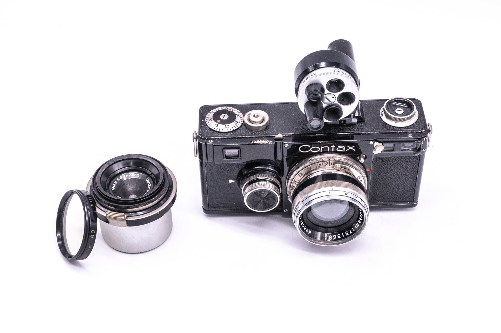 Contax I (f) with 50mm Sonnar f2 and 28mm Tessar f8 (1 of 20)