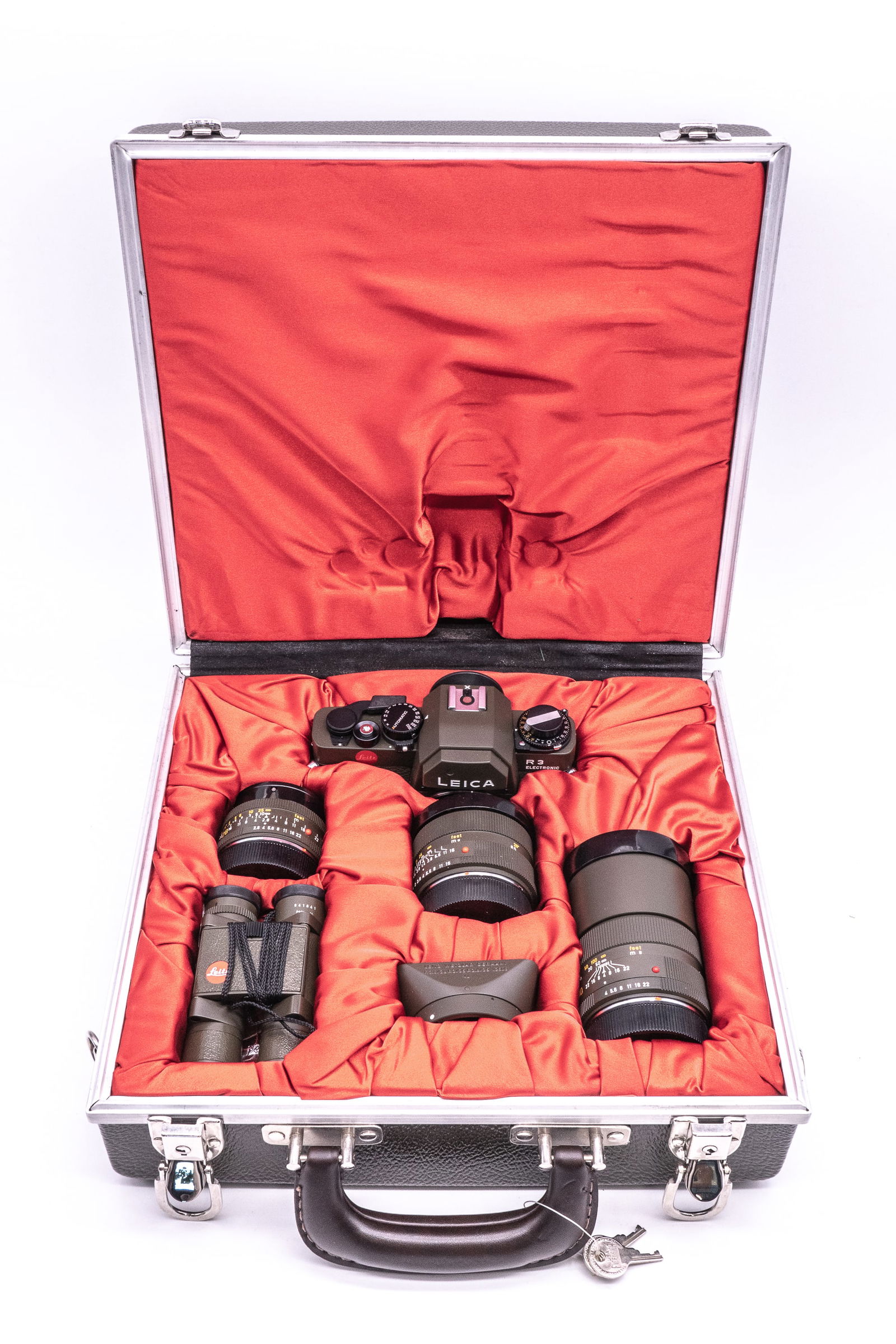 The Leica R3 Safari set (1 of 20)