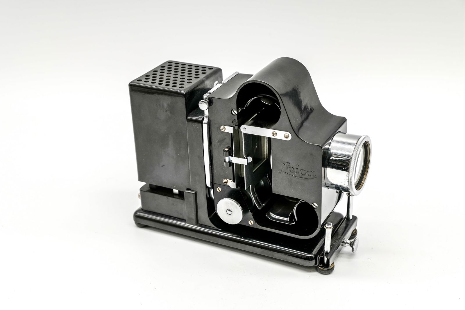 E. Leitz New York Film Strip Projector UMINO (1 of 20)