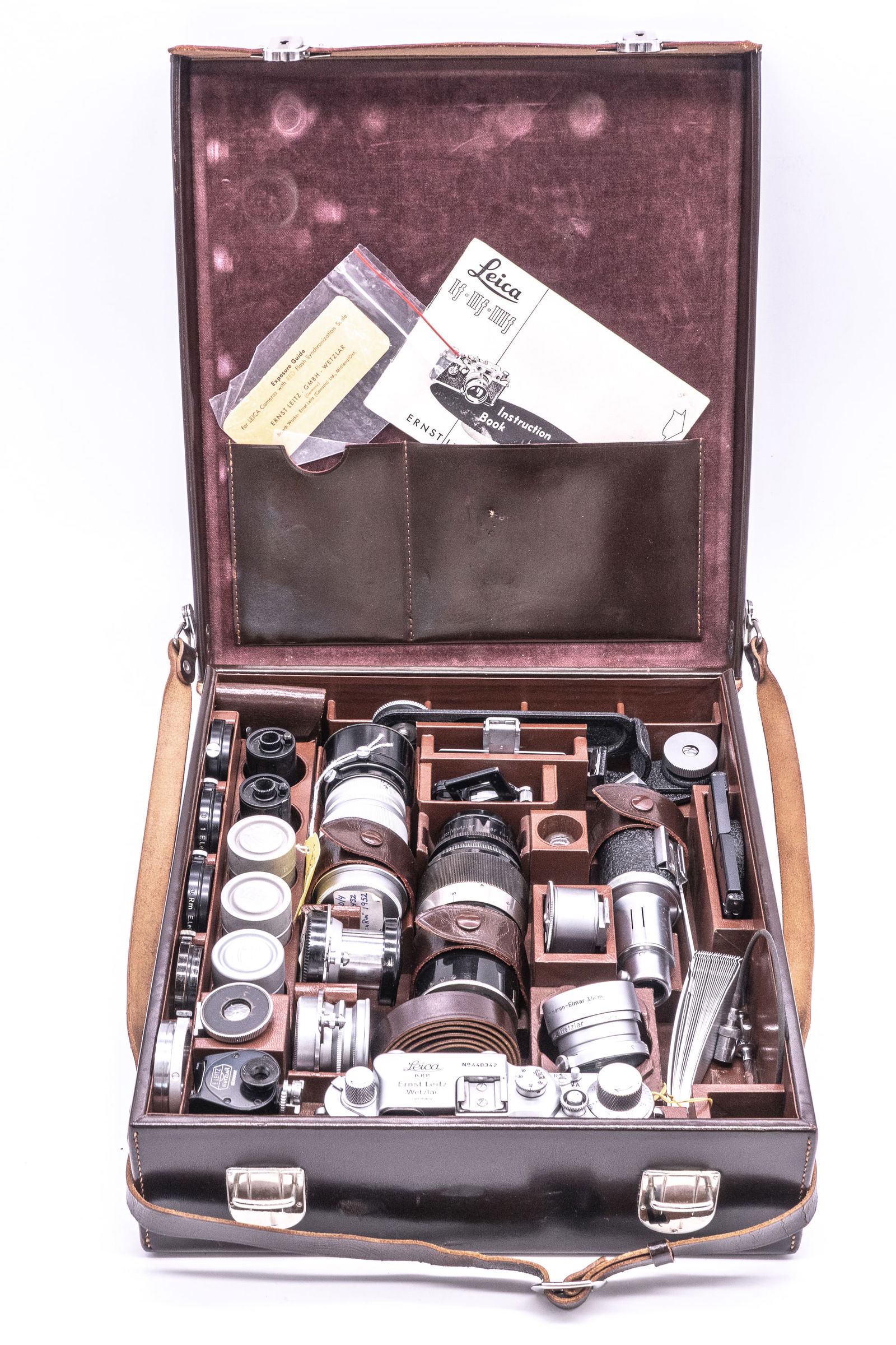 Leica IIf kit in fitted outfit case EKOOZ (1 of 20)