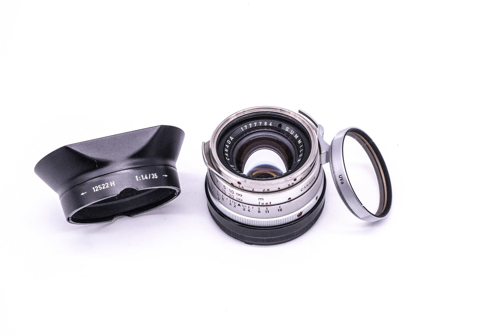 35mm Summilux f1,4 “Steel Rim": 35mm Summilux f1,4 “Steel Rim” Nr. 1777784, with lens shade 12522H and UVa filter.Condition: Excellent ++