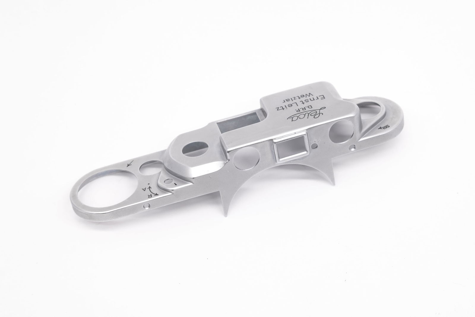 Leica IIIc Wartime top plate (1 of 9)