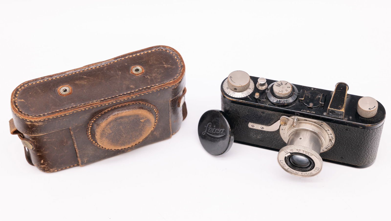 Leica I (Model A)Nr. 16007, with close-focus 50mm Elmar f3,5 lens (1 of 20)