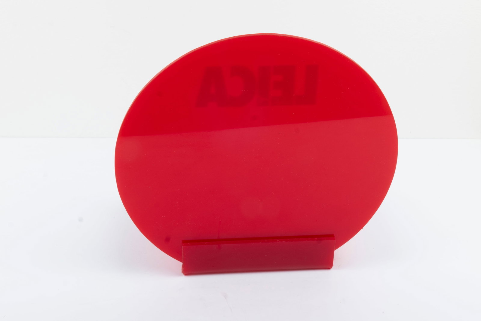Leica plastic display stand - 3