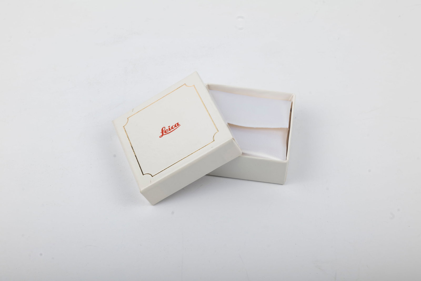 The Leica lapel pins set (1 of 7)