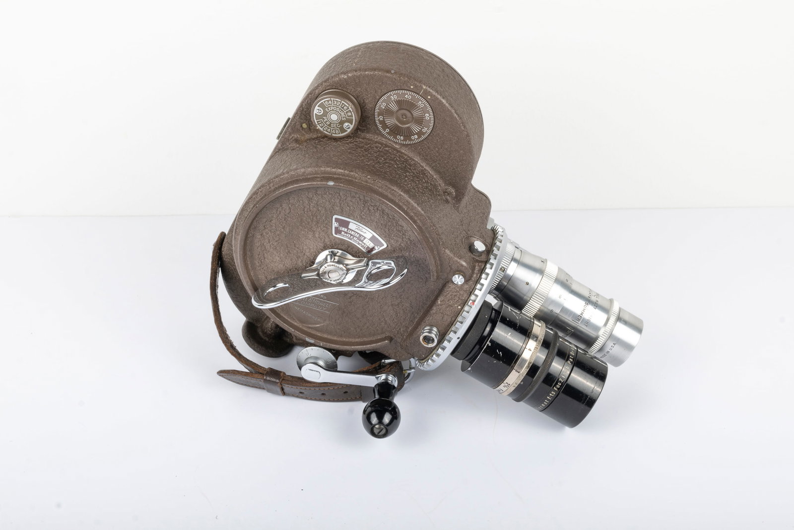 Bell & Howell 16mm Standard: Bell & Howell 16mm Standard Movie Camera Nr. 857166, with three lenses: 1-inch Bell & Howell Super Comet f1,9 Nr. 75293, 3-inch Bell & Howell f3,5 and the highly desirable 2-inch Hugo-Meyer & Co.