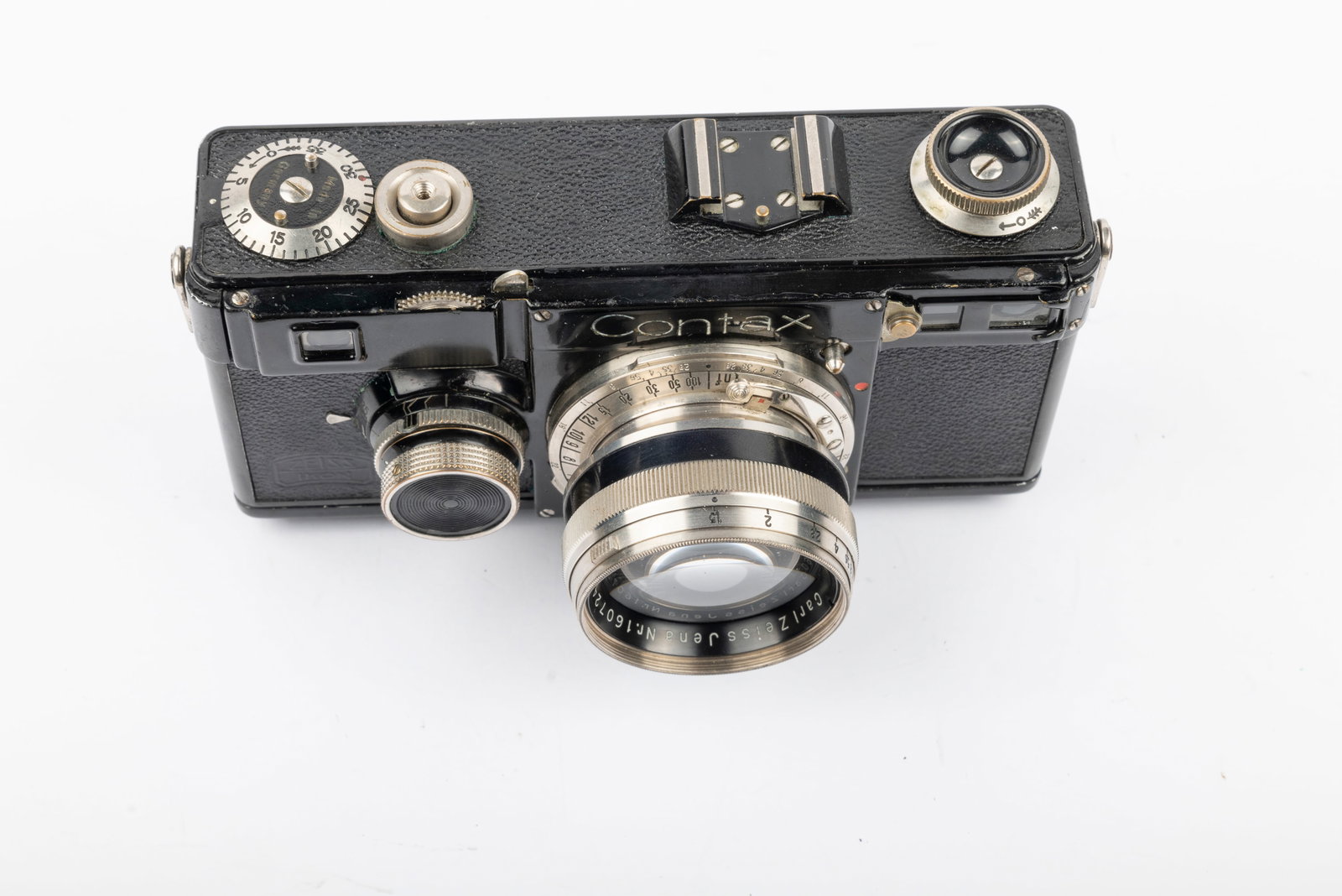 Contax I (Model F) Nr. Z27227: Contax I (Model F) Nr. Z27227 with 50mm Sonnar f1,5 Nr. 1607241. Made in 1935, a very handsome set. Condition: Excellent + overall