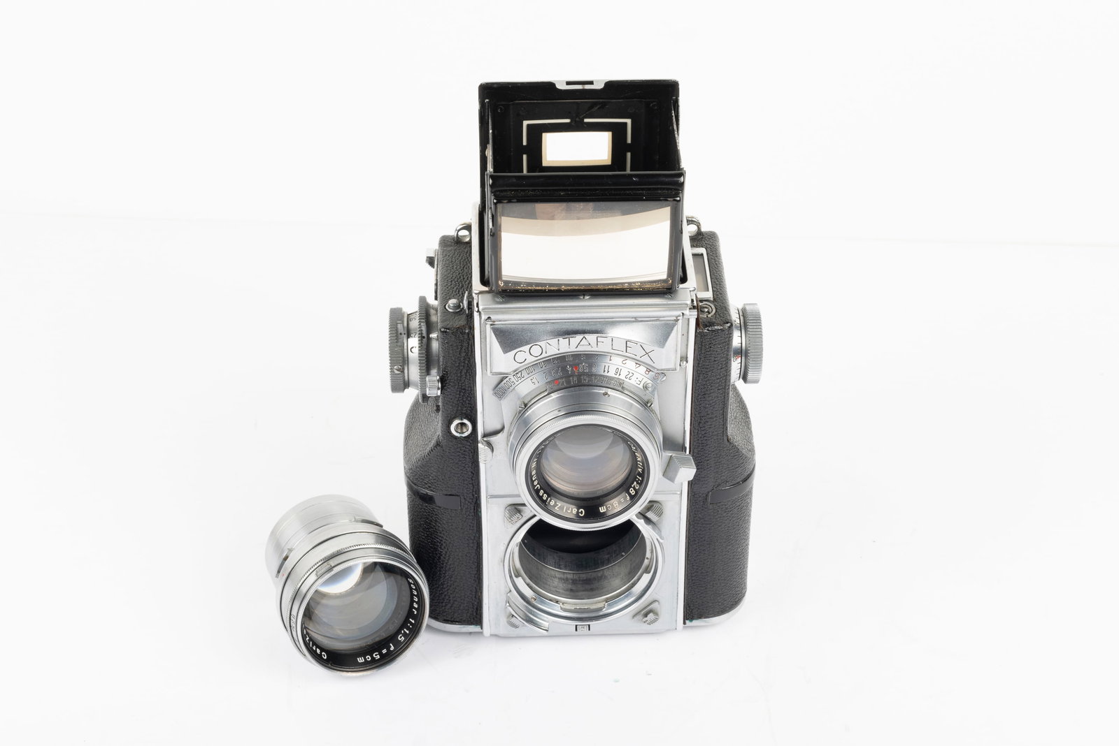 Zeiss Ikon Contaflex (860/24) Nr. A46451: Zeiss Ikon Contaflex (860/24) Nr. A46451 with 80mm Jena Sucher-Objektiv f2,8 viewing lens Nr. 1723989 and interchangeable 50mm Zeiss Jena Sonnar f1,5 Nr. 1826024, with Walz UV filter. A beautiful came