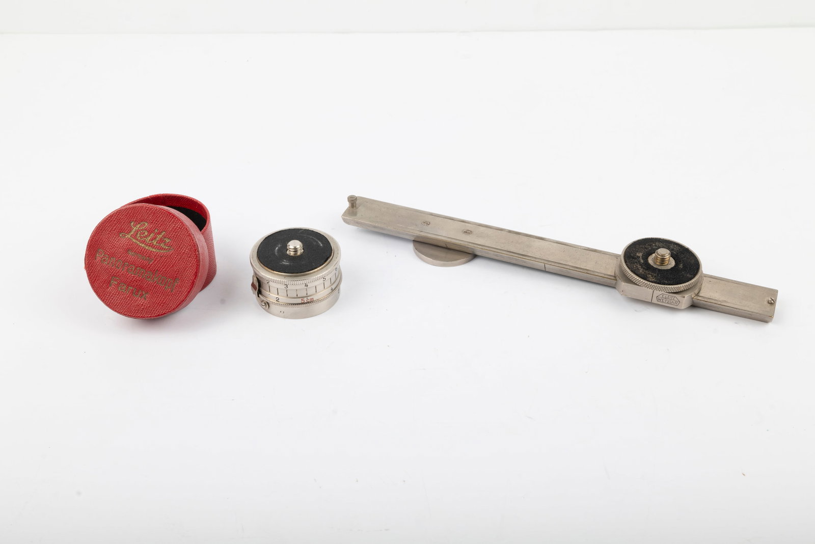 Slide Bar FIATE: Slide Bar FIATE, with Panoramic Tripod Head FARUX in its red paper box.Condition: Excellent ++ overall
