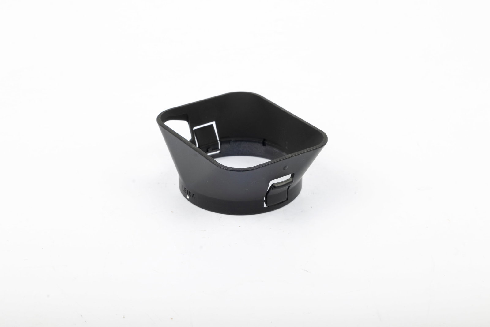 Lens shade 12588 - 4