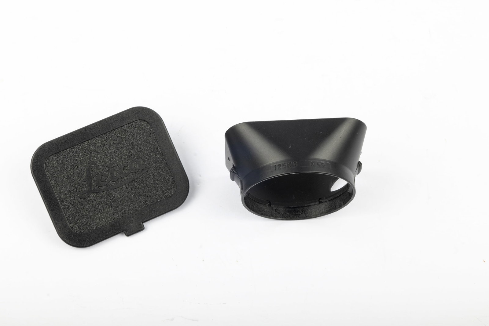 Lens shade 12588 - 7