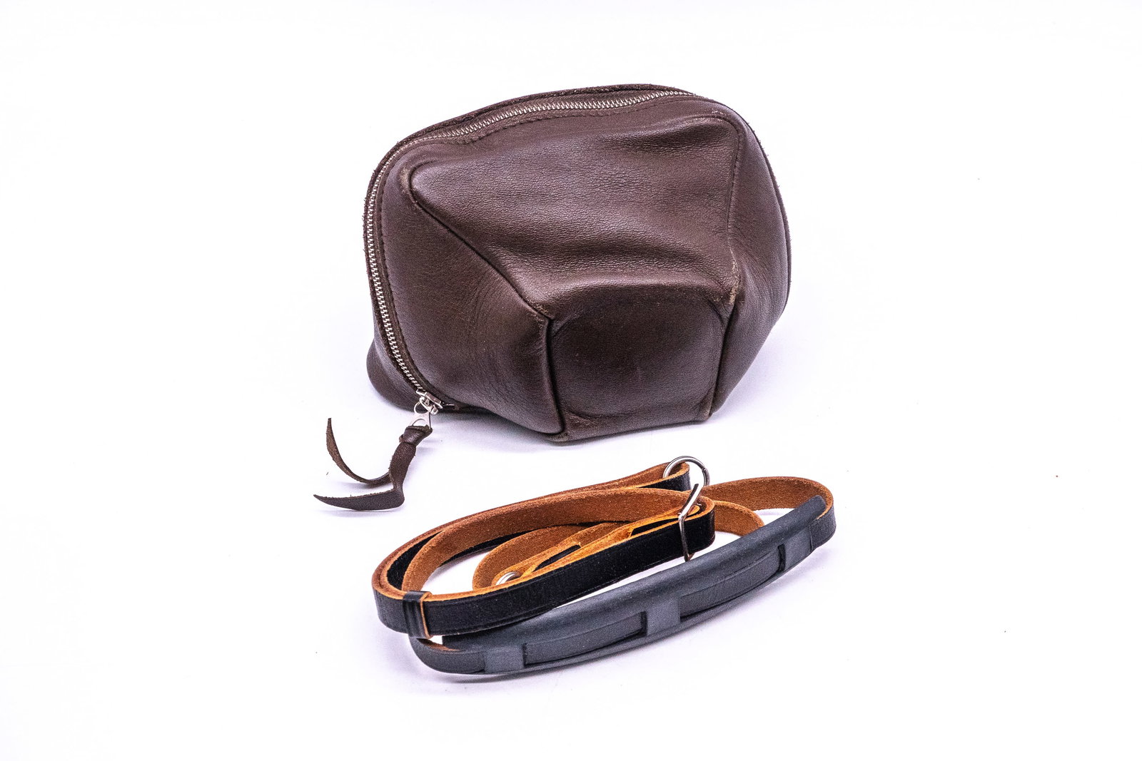 Leica soft leather ever-ready case - 2