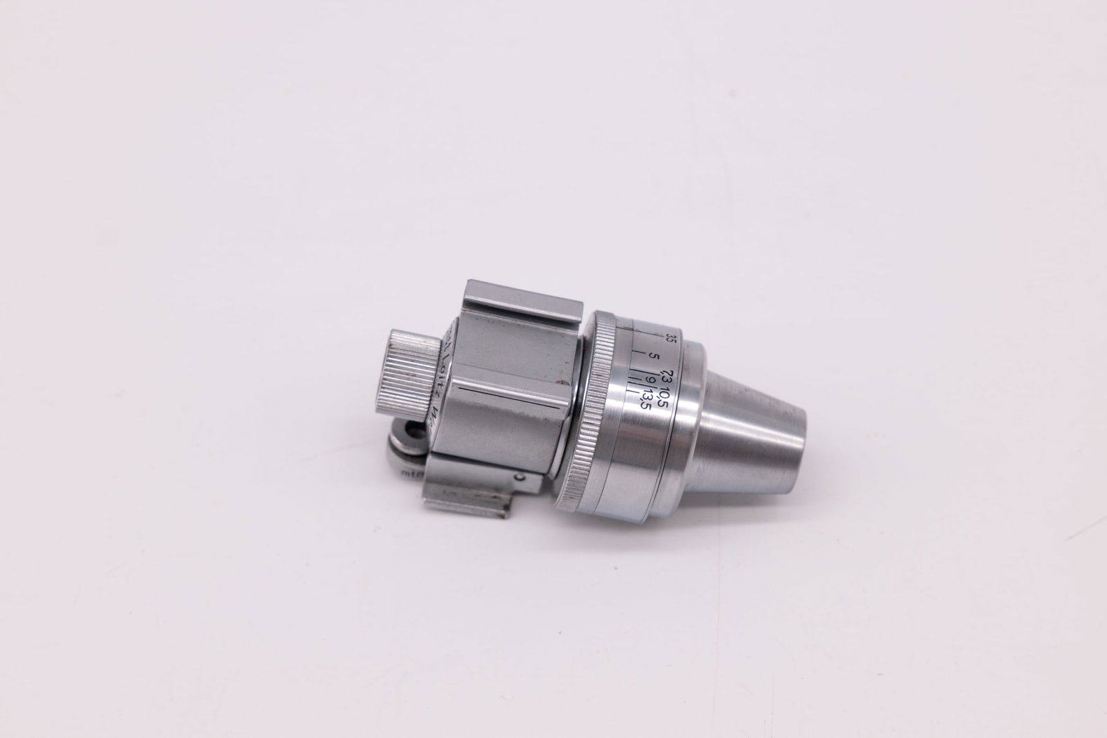 An array of Leitz accessories - 12