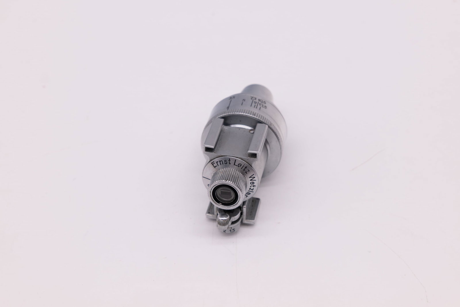 An array of Leitz accessories - 16