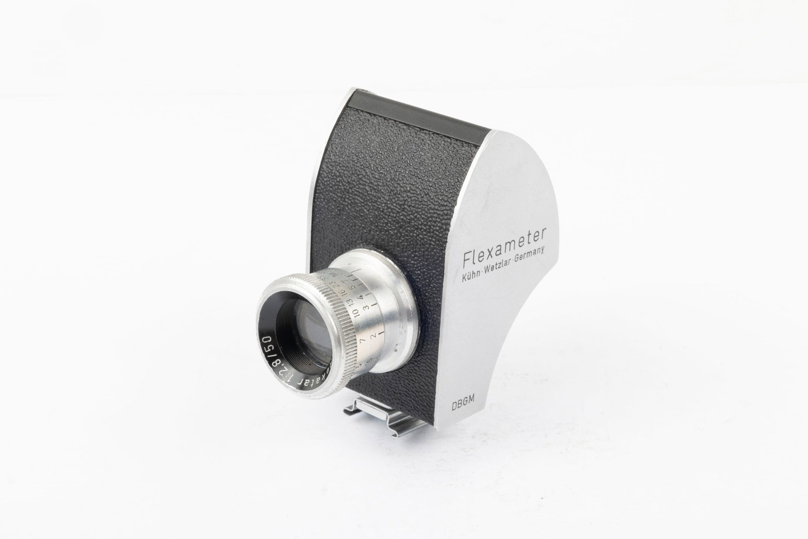 The Kühn-Wetzlar Flexameter: The Kühn-Wetzlar Flexameter. The 50mm Kühn-Rekatar f2,8 focusing lens and viewfinder was made in the 1950s to compliment the Leica rangefinder, allowing for waist-level viewing. Quite Rare. With