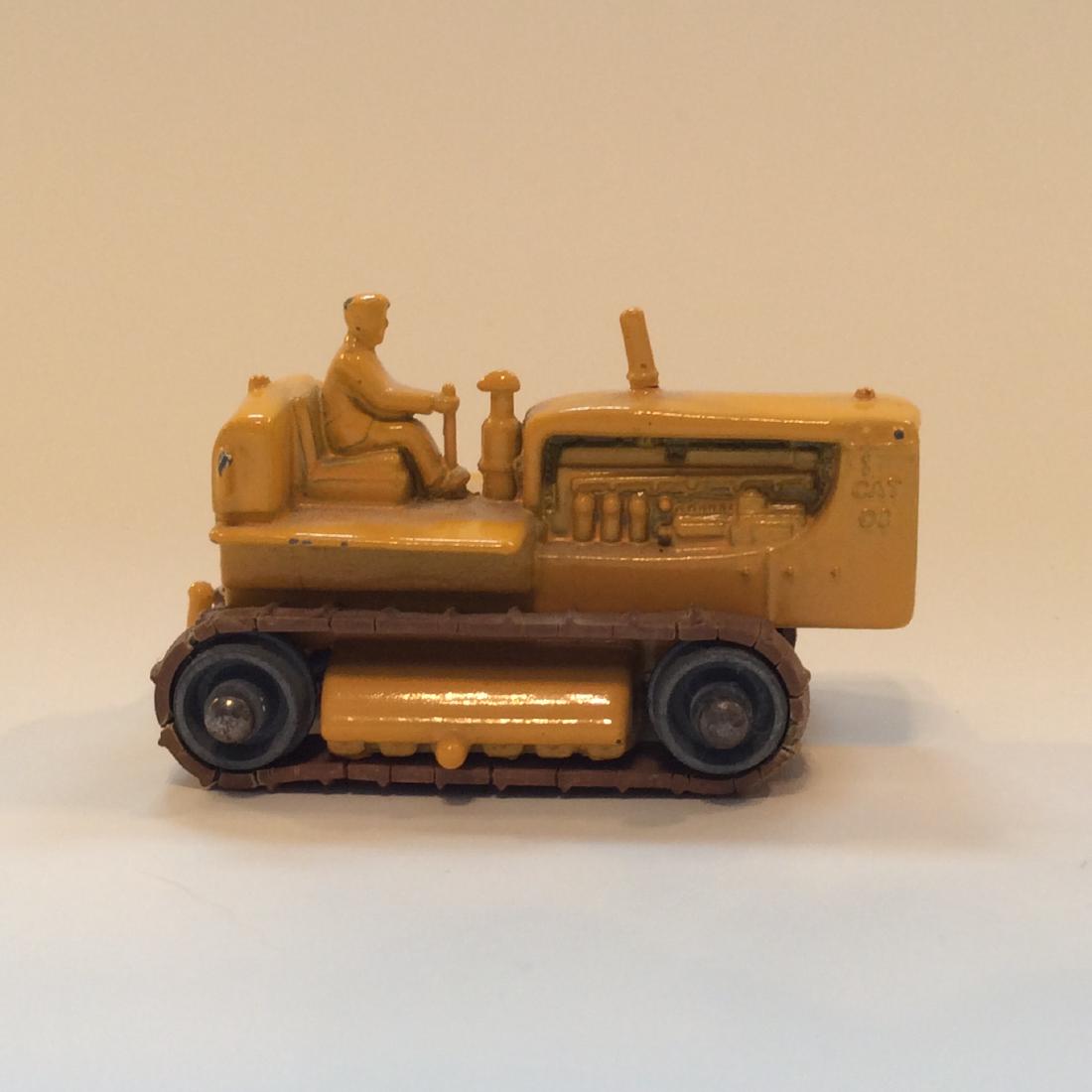 Matchbox Lesney No.8 Caterpillar Tractor: Matchbox Lesney No.8 Caterpillar Tractor GREAT MATCHBOX BY A LESNEY, ENGLAND, CATERPILLAR TRACTOR No. 8 WITH ORIGINAL PAINTING. Matchbox is in like great Condition with treads in-tact.