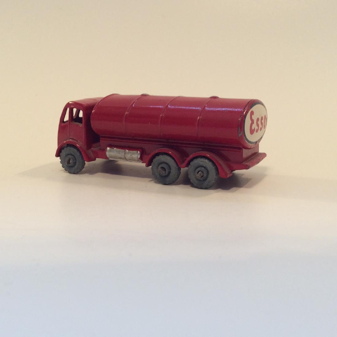 Lesney No.11, Petrol (ESSO) Tanker, Made in England.: Lesney No. 11, Petrol (ESSO) Tanker, Made in England. 1958 Lesney Matchbox Petro Tanker #11-B. "ESSO" fuel truck. Grey wheels