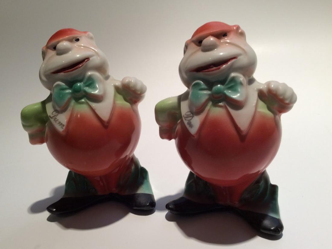 Regal China Tweedle dee & dum Disney Salt & Pepper RARE: Regal China Tweedledee And Tweedledum Disney Salt And Pepper Shakers RareRegal China Tweedledee and Tweedledum RARE Shakers VINTAGE!!!! Part of the Disney Alice in Wonderland Series Company Maker: The