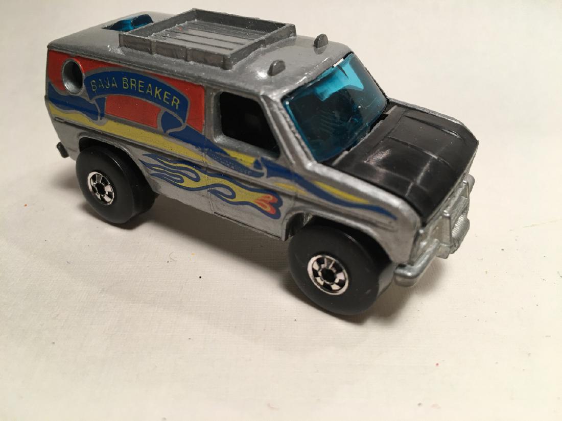 hot wheels baja breaker van 1977