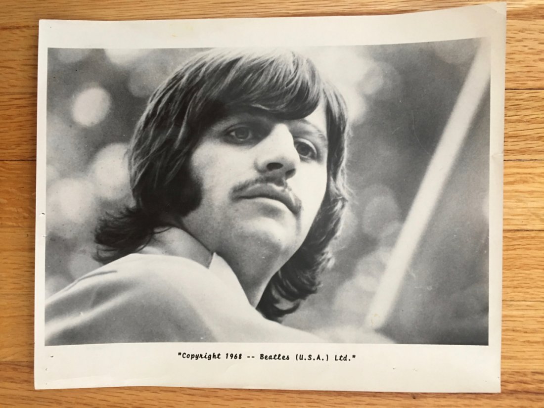1968 RINGO STAR PROMOTIONAL PHOTO: 1968 RINGO STAR PROMOTIONAL PHOTO - about 8 x 10