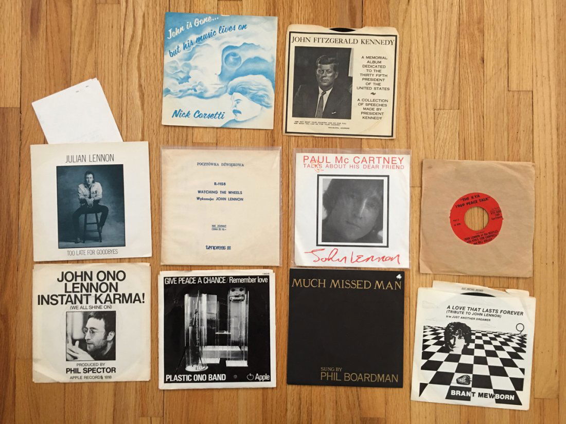 AMAZING JOHN LENNON 45s COLLECTION: AMAZING JOHN LENNON 45s COLLECTION including TEN 45s and featuring JULIAN LENNON's DEBUT 45 with PRESS RELEASE included. Also includes INSTANT KARMA, GIVE PEACE A CHANCE, Paul McCartney talking about