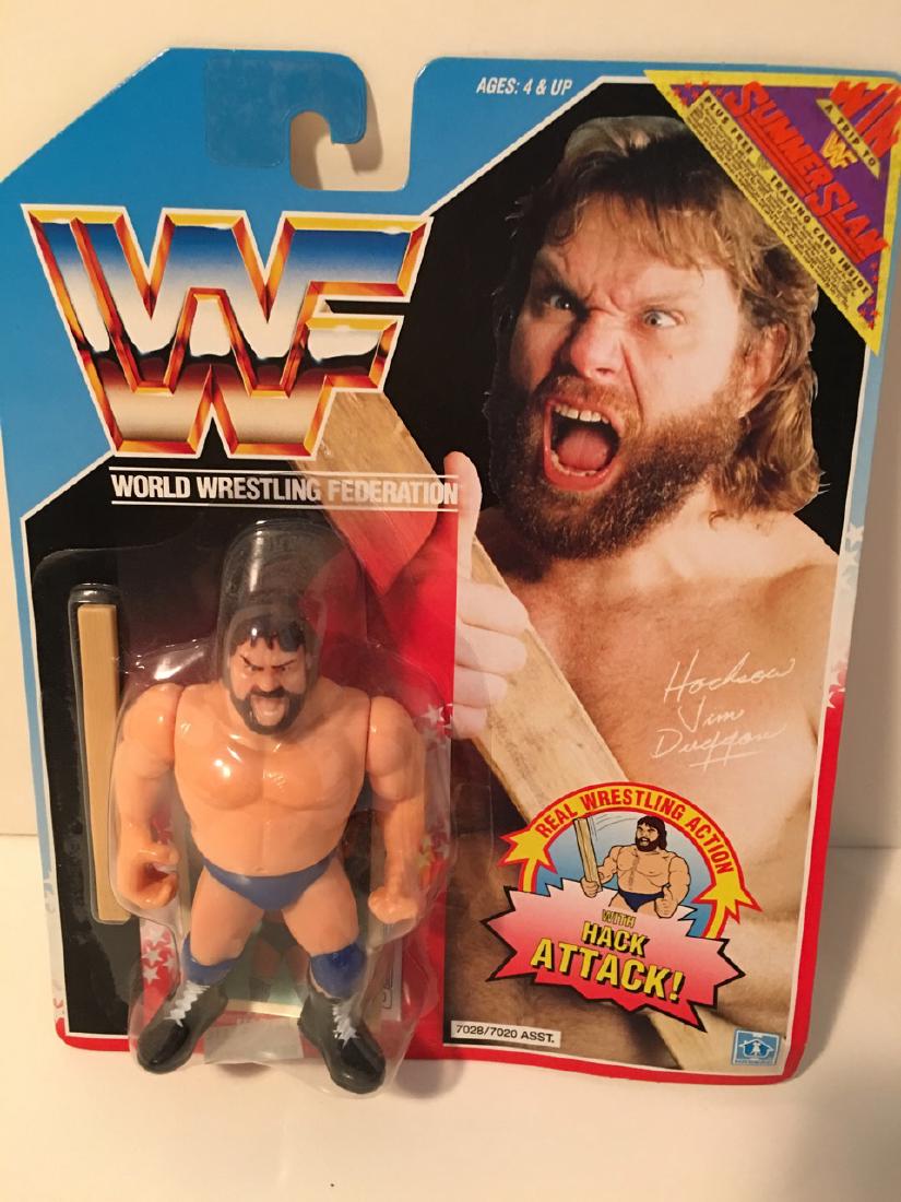 WWF WRESTLING CHARACTER - HACKSAW JIM DUGGAN: WWF WRESTLING CHARACTER - HACKSAW JIM DUGGAN WITH REAL WRESTLING ACTION - HACK ATTACK. 1990 TITANSPORTS. HASBRO. NEW IN BOX.