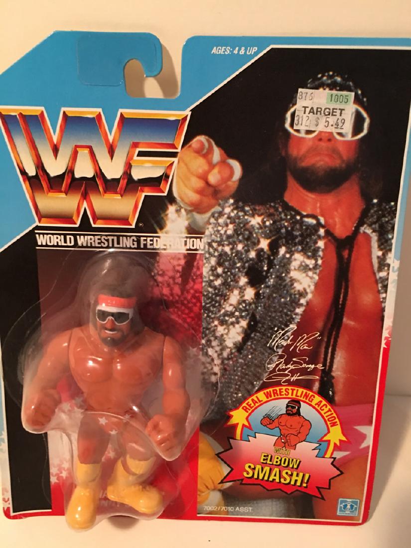WWF WRESTLING CHARACTER - MACHO MAN RANDY SAVAGE: WWF WRESTLING CHARACTER - MACHO MAN RANDY SAVAGE WITH REAL WRESTLING ACTION - ELBOW SMASH. 1990 TITANSPORTS. HASBRO. NEW IN BOX.