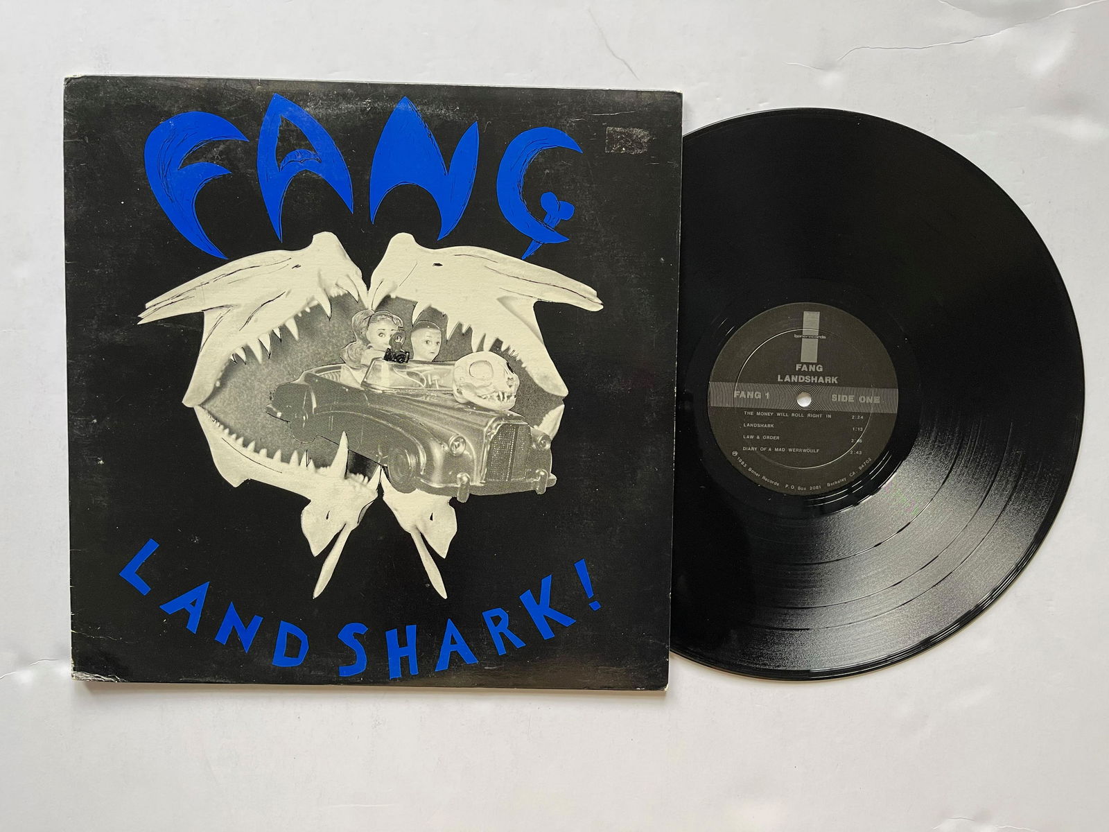 Fang - Landshark! PUNK HARDCORE (1 of 1)