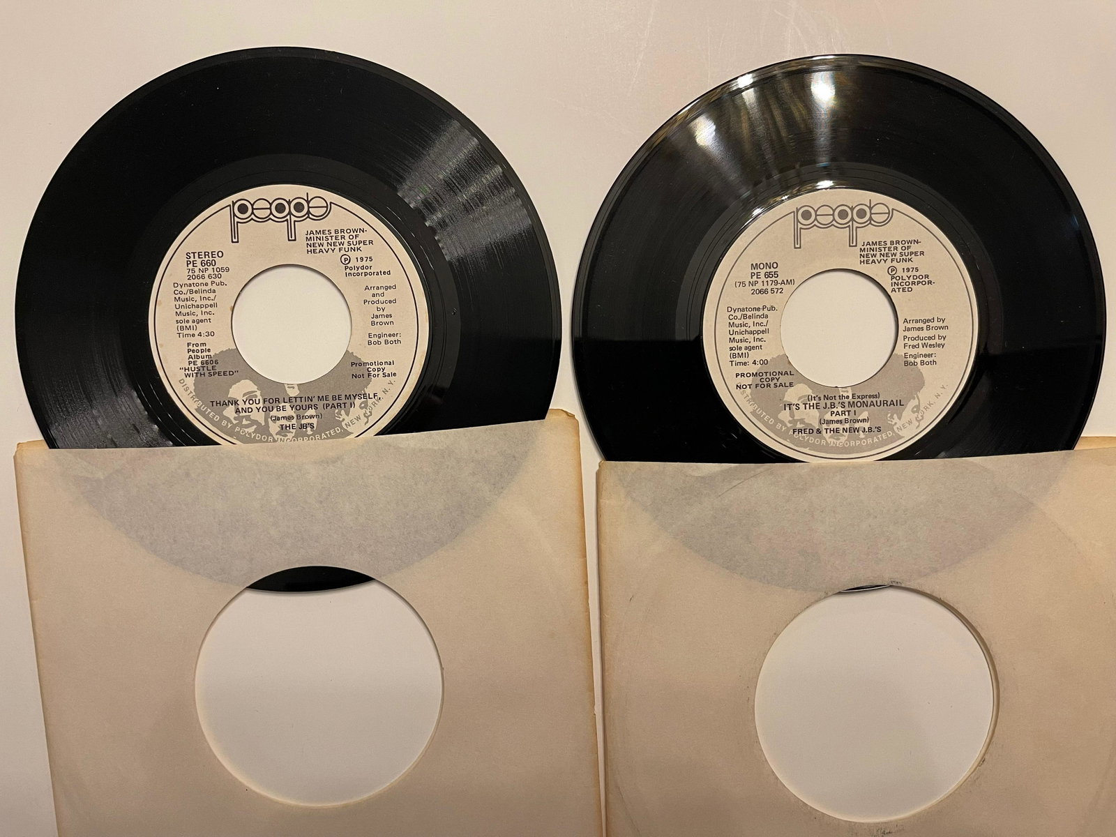 The J.B.'s JAMES BROWN: The J.B.'s - Thank You For Lettin' Me Be Myself And You Be Yours (Part I) / Thank You For Lettin' Me Be Myself And You Be Yours (Part II)Label:People (8) - PE 660Format:Vinyl, 7", 45 RPM, Single, Prom