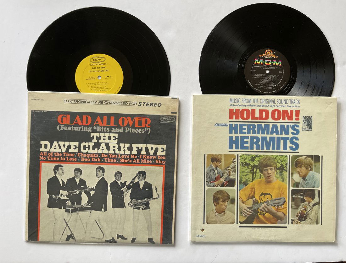 THE DAVE CLARK FIVE - HERMAN'S HERMITS (1 of 1)