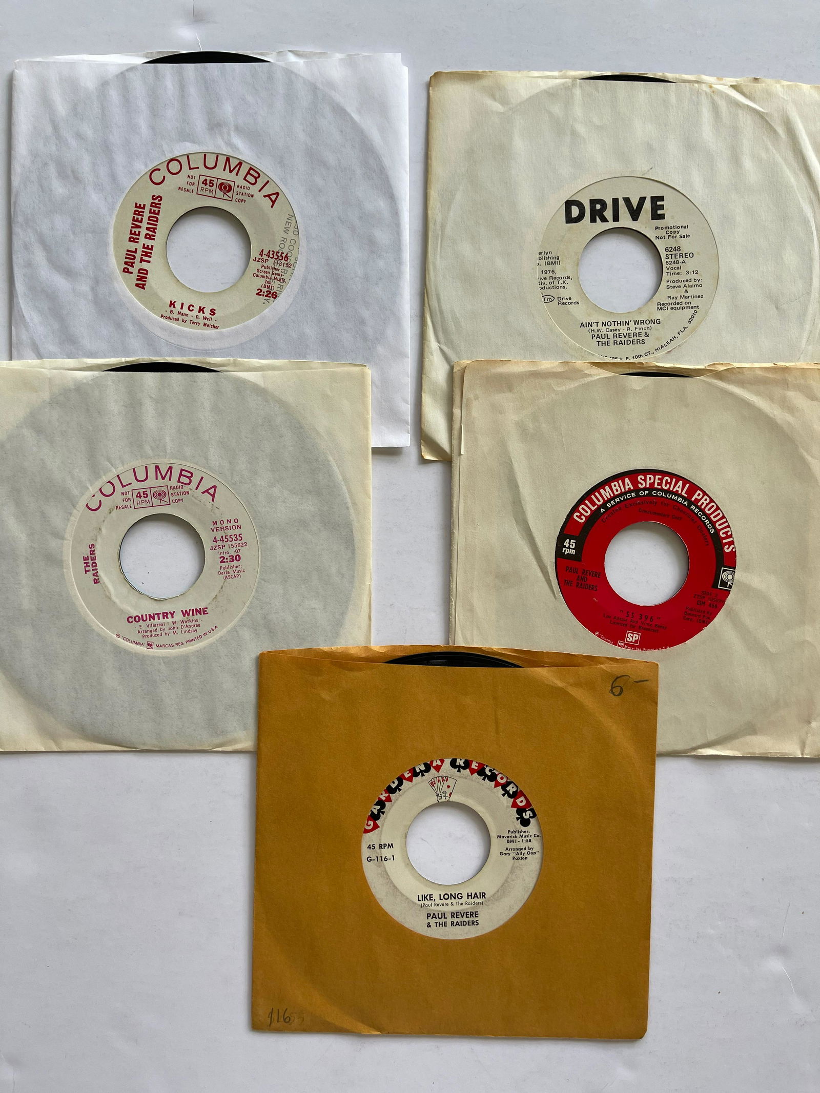 PAUL REVERE AND THE RAIDERS (1 of 1)