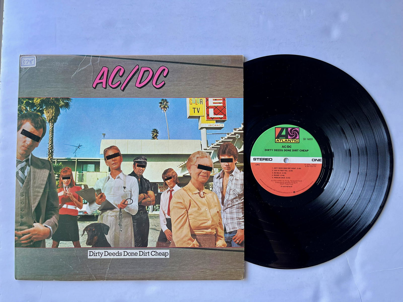 AC/DC - Dirty Deeds Done Dirt (1 of 1)