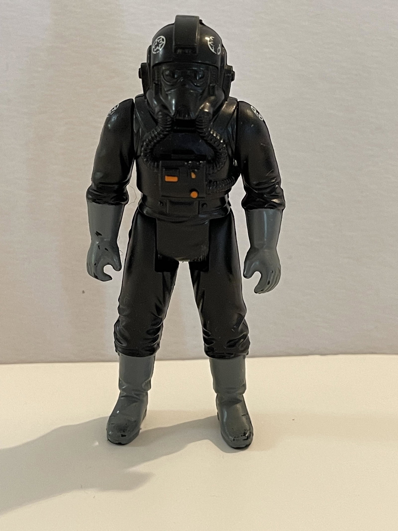 STAR WARS FIGURE 11 - IMPERIAL TIE FIGHTER PILOT: Loose - very good condition - No accessories. IMPERIAL TIE FIGHTER PILOT