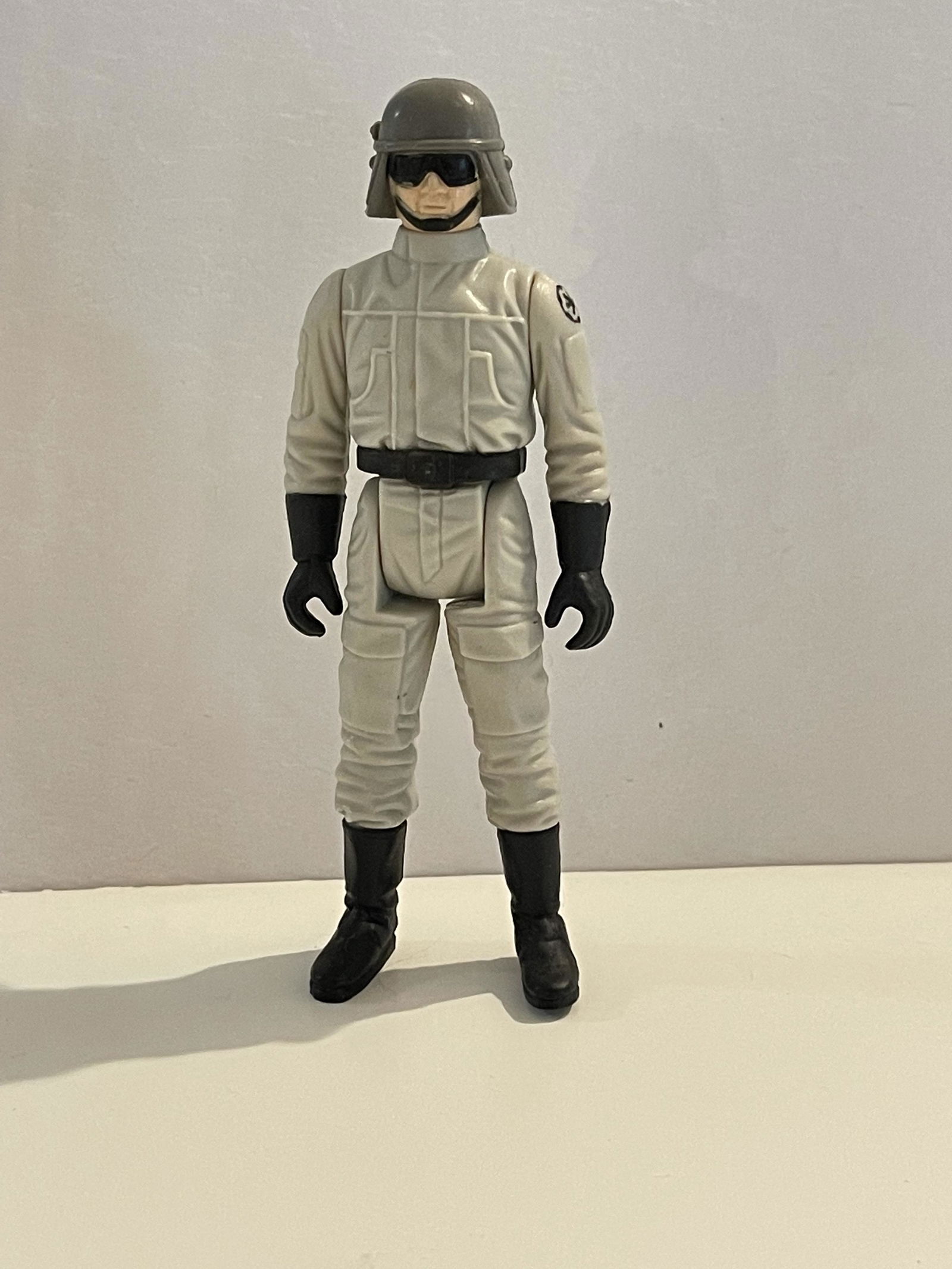 STAR WARS FIGURE 63 - AT-ST DRIVER (1 of 3)