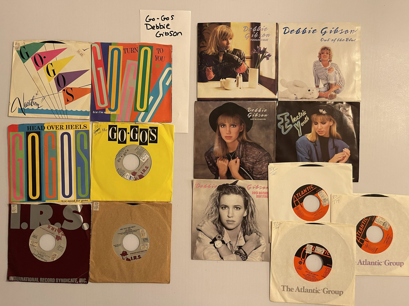 GO-GOâ€™S - DEBBIE GIBSON: GO-GOâ€™S - DEBBIE GIBSON