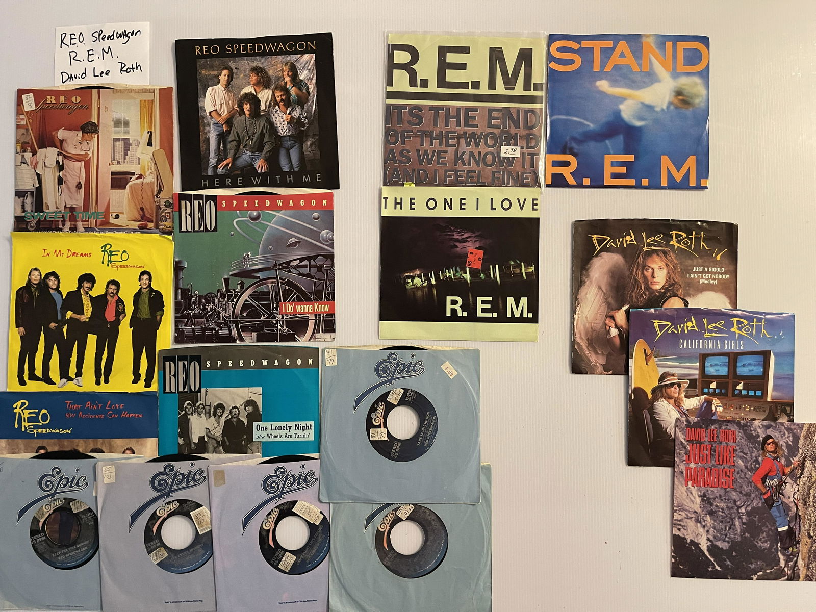 R.E.O. SPEEDWAGON - R.E.M. - DAVID LEE ROTH: R.E.O. SPEEDWAGON - R.E.M. - DAVID LEE ROTH