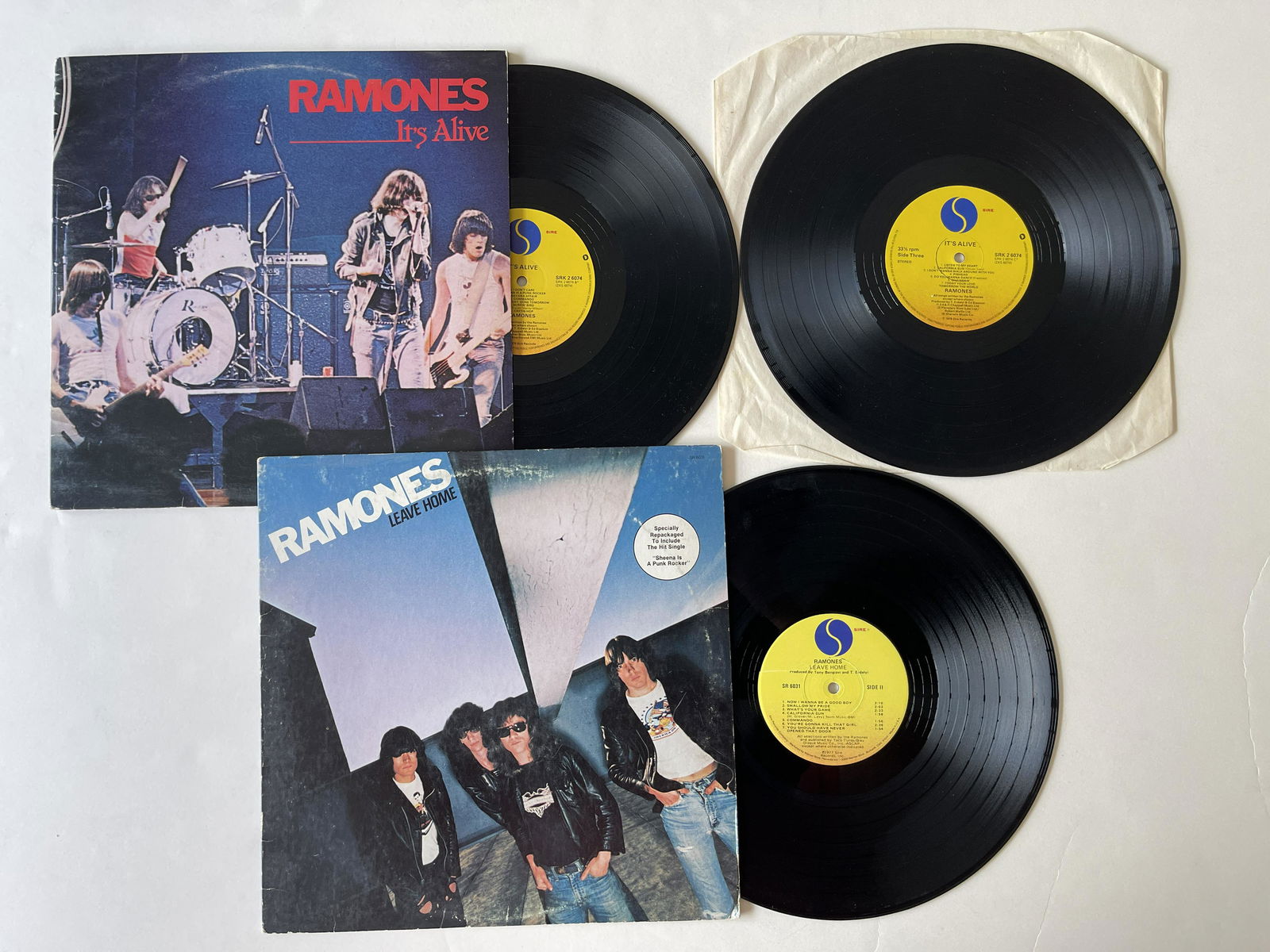 RAMONES PUNK SET #1 Its Alive & Leave Home (1 of 1)