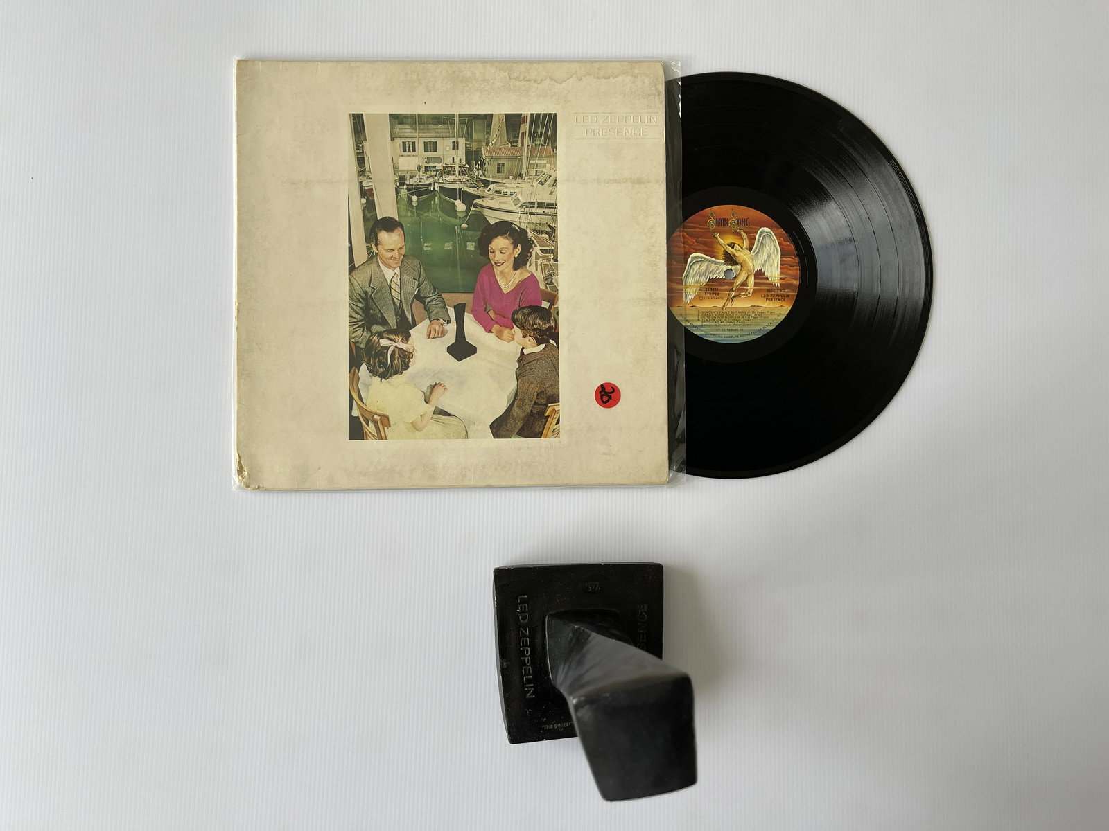 LED ZEPPELIN - PRESENCE - WITH THE OBJECT (1 of 6)