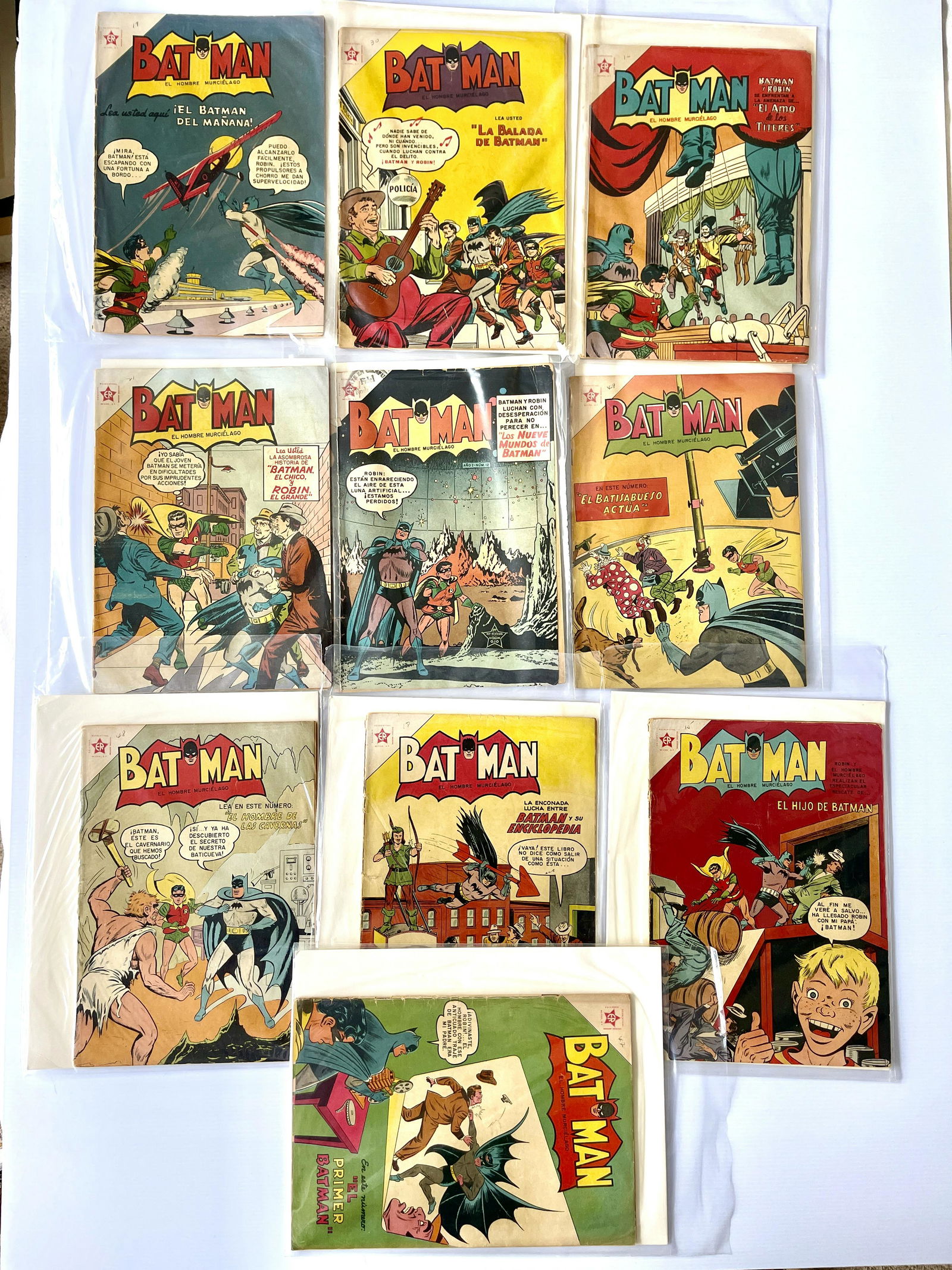 BATMAN COMICS FROM CUBA (1 of 1)